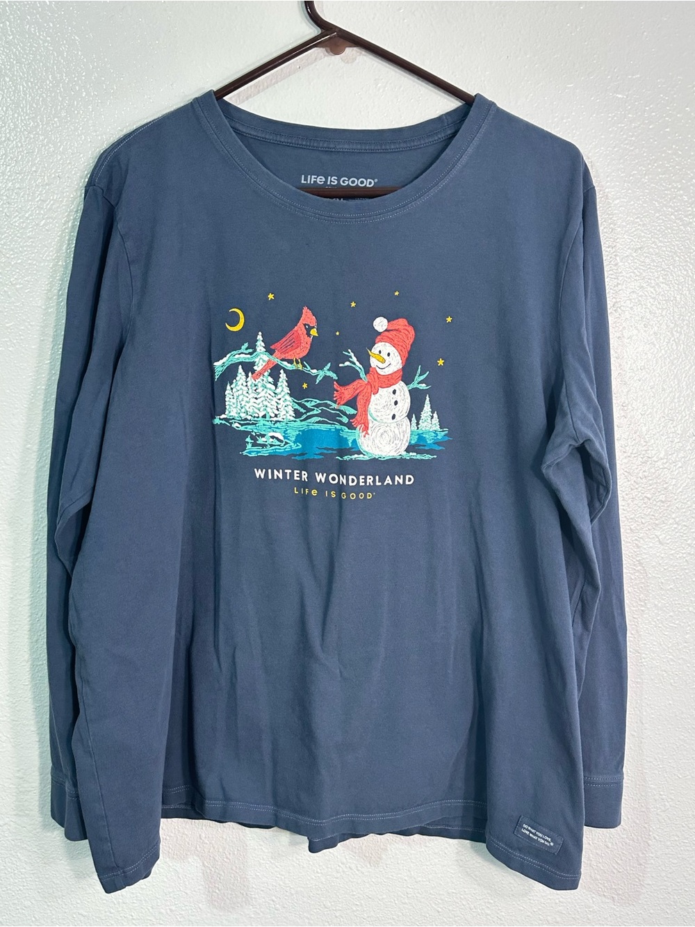 Life Is Good Crusher Womens XXL Winter Wonderland Snowman Cardinal Long Sleeve